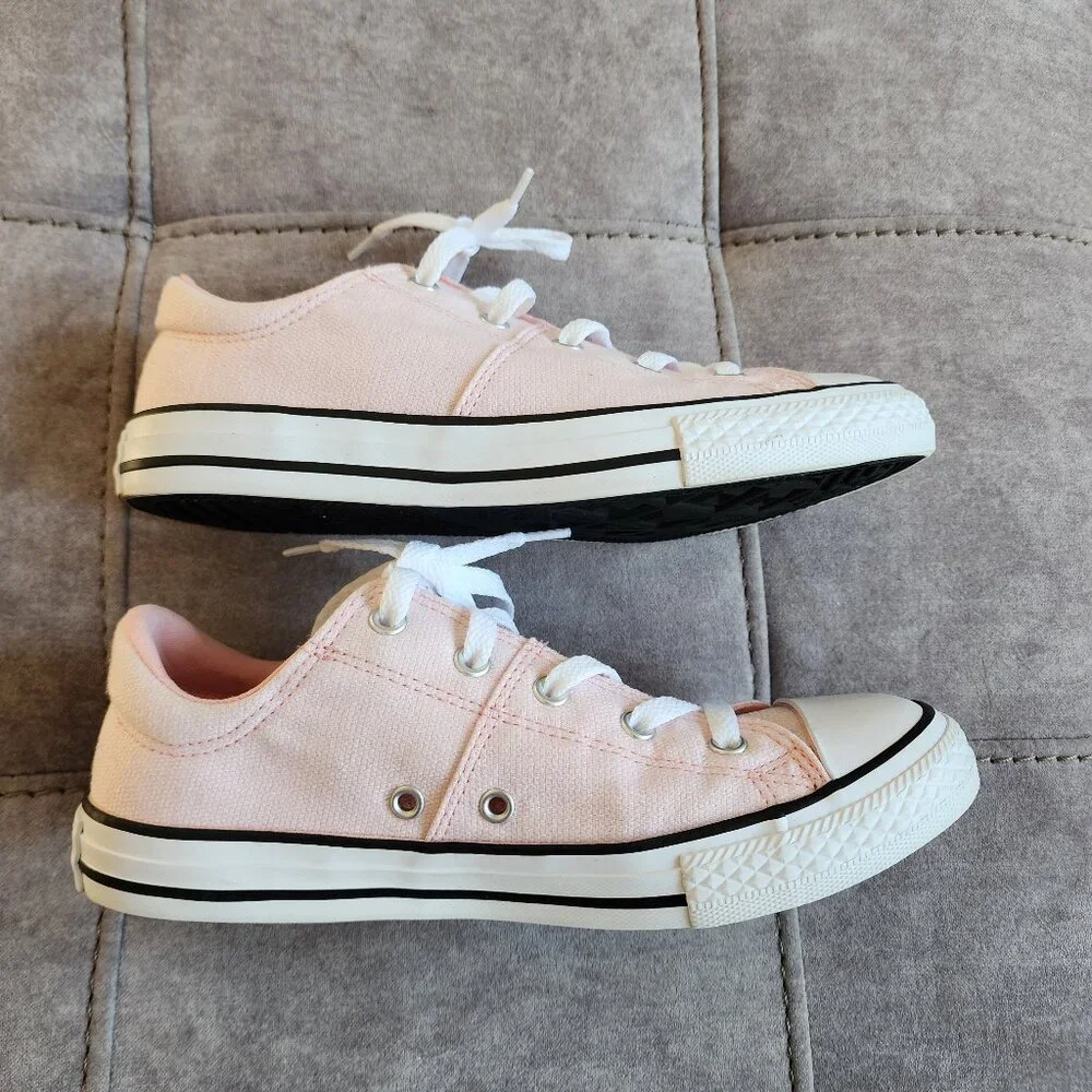 Converse Chuck Taylor All Star Madison Sneaker Junior Size 4